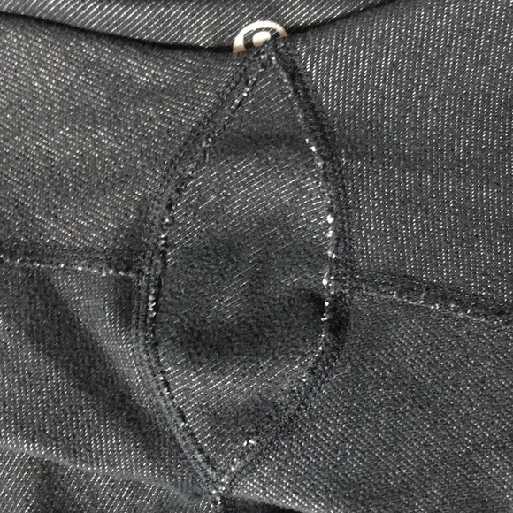 Lululemon Wunder Under Cropped Leggings - Picture 6 of 8